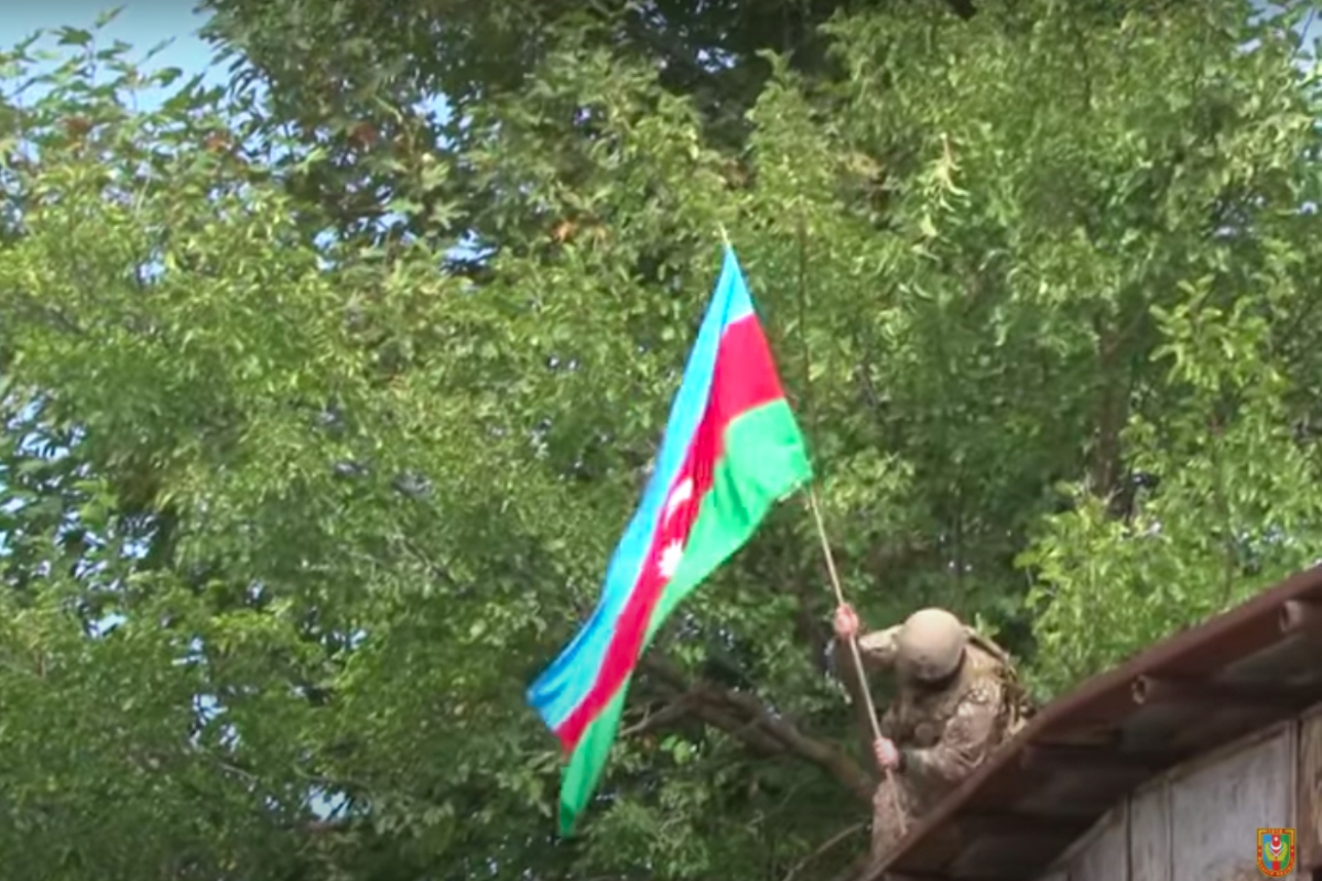 ​Азербайджан отбросил войска Армении на юге, освобожден Джебраил - первые кадры