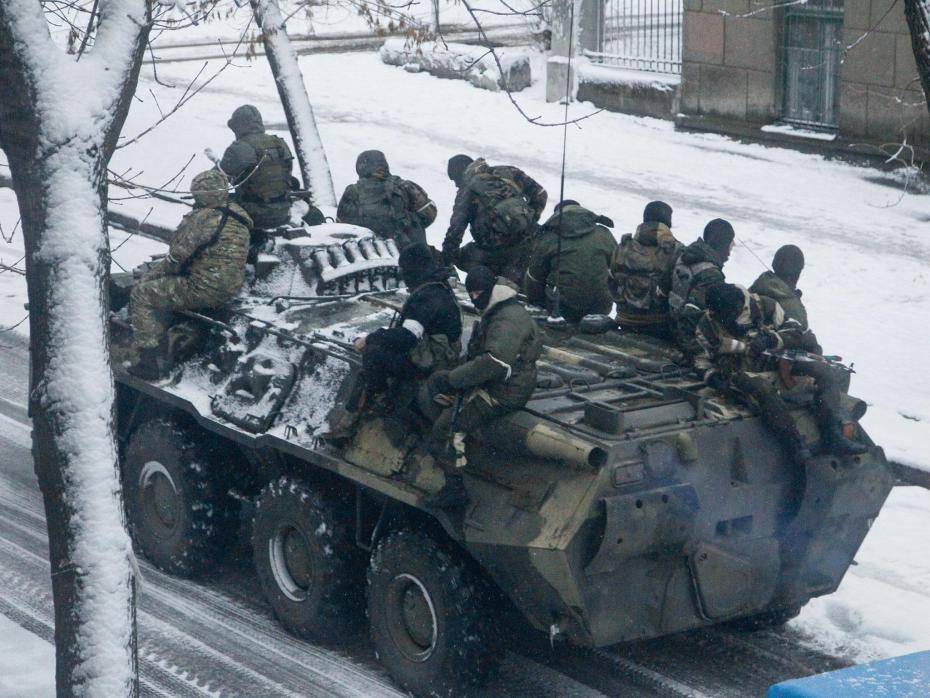 “Луганские” не хотят “кормить” “донецких” - в “ЛНР” готовятся к вооруженному противостоянию с “ДНР”
