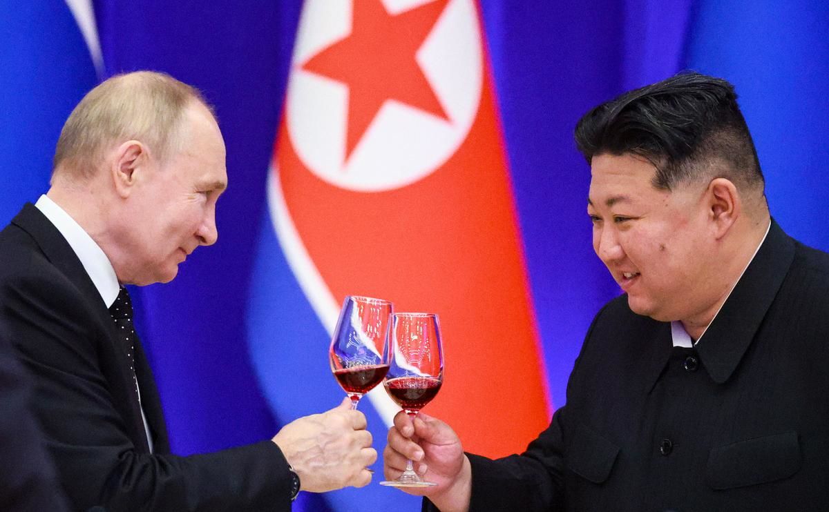 ​"Россия их не забудет", – накануне встречи с Трампом Путин отправил письмо Киму 