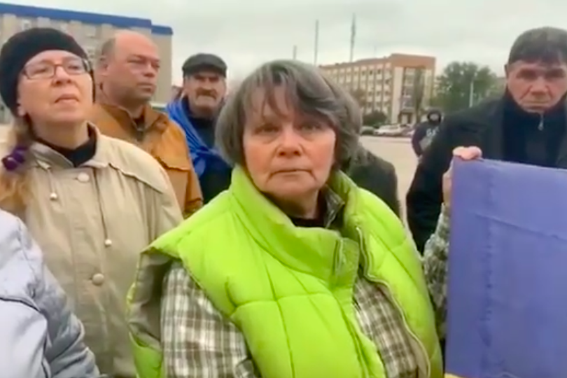 ​"Будем под танки бросаться!" - Северодонецк требует не отводить ВСУ