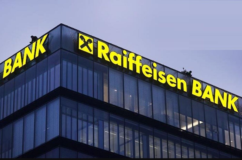 Терпение США и ЕС лопнуло: помогающий РФ обходить санкции Raiffeisen Bank получил жесткий ультиматум