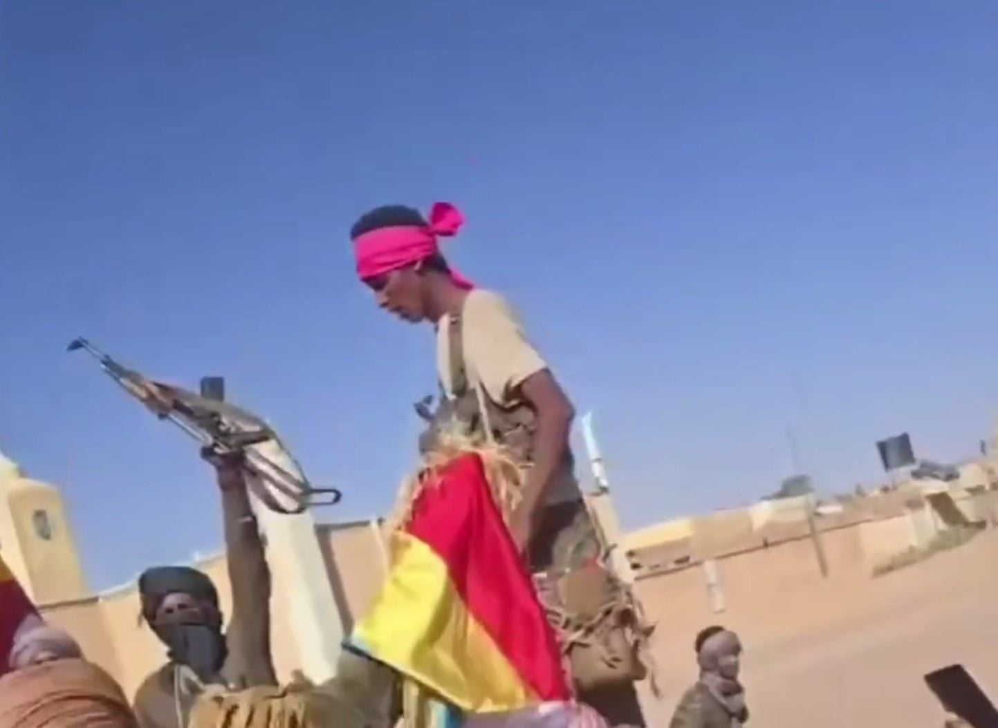 В Мали масштабное наступление: повстанцы и джихадисты ударили по хунте и российским наемникам 