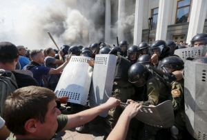 ​Аваков: Инициаторами столкновений под Радой были «свободовцы»