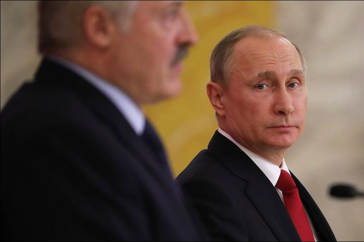 ​"Годы работы насмарку, это конец", - эксперты России опечалены "капитуляцией" Кремля перед Беларусью
