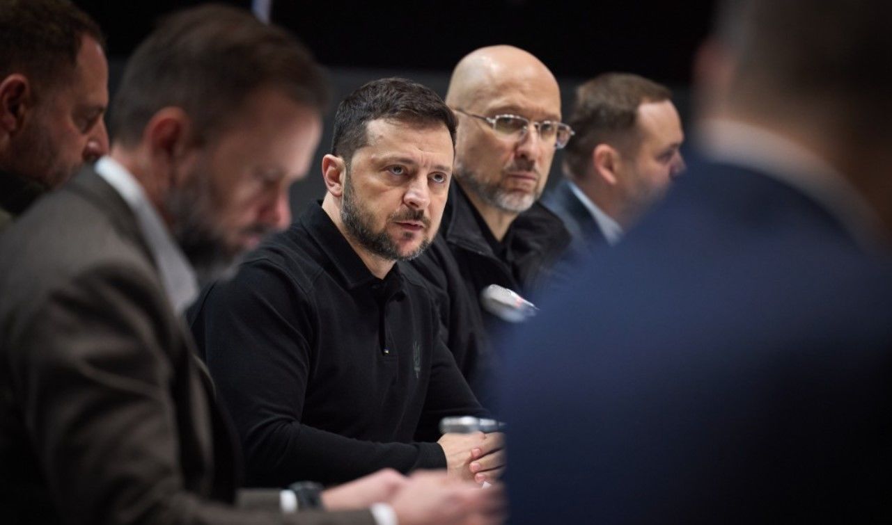 "Отморозки", - Зеленский ответил на предложение Путина устроить "ракетную дуэль" с "Орешником" над Киевом