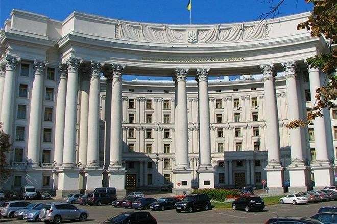 МИД Украины: Удерживая Савченко, РФ пренебрегает международно-правовыми нормами в сфере защиты прав человека