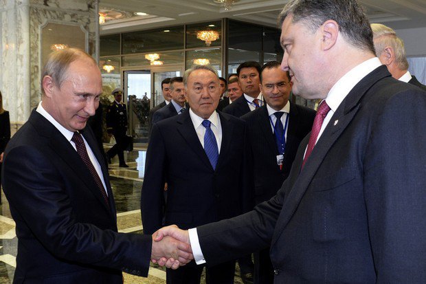 Хроника встречи Петра Порошенко и Владимира Путина в Турции