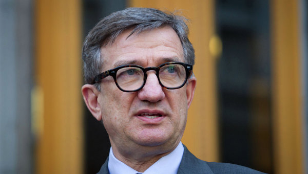 Тарута о гуманитарных грузах: Семенченко борется с Ахметовым, а страдают люди