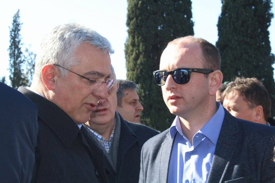 Друзей Путина в Черногории парламент лишил депутатской неприкосновенности