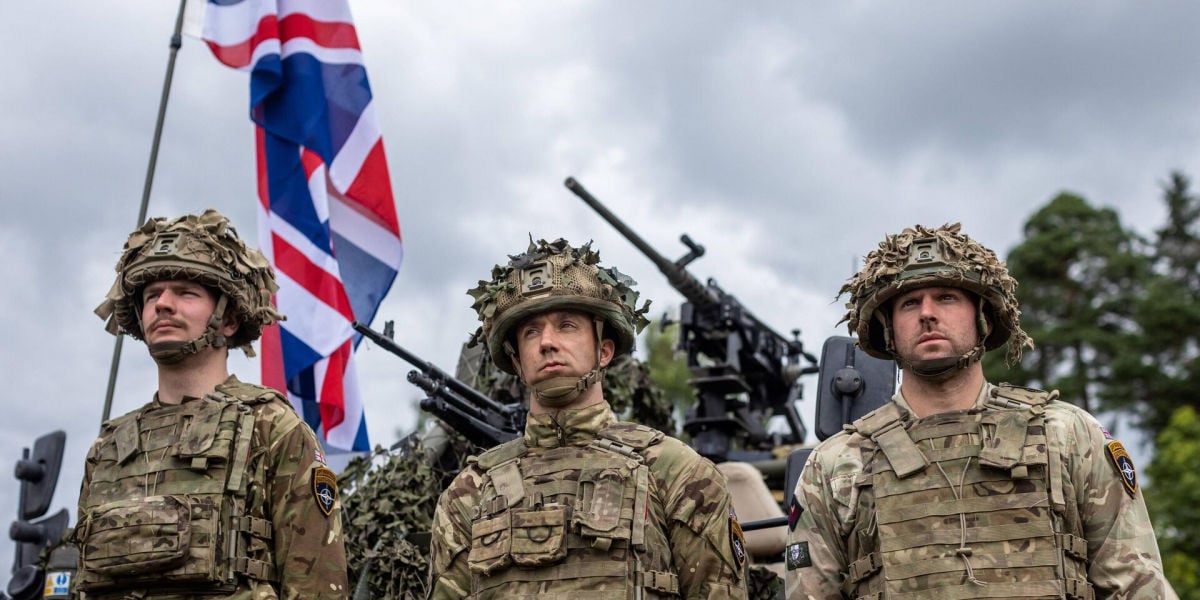 Лондон готовит войска для Украины: стало известно, где они будут размещены