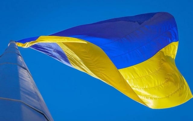 Флаг Украины в "ЛНР": заключенные противодействуют злодеяниям боевиков – кадры