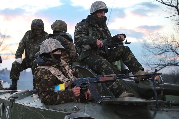 Силы АТО за сутки были обстреляны больше 50 раз, но попытка штурма аэропорта Донецка ДНРовцами потерпела неудачу