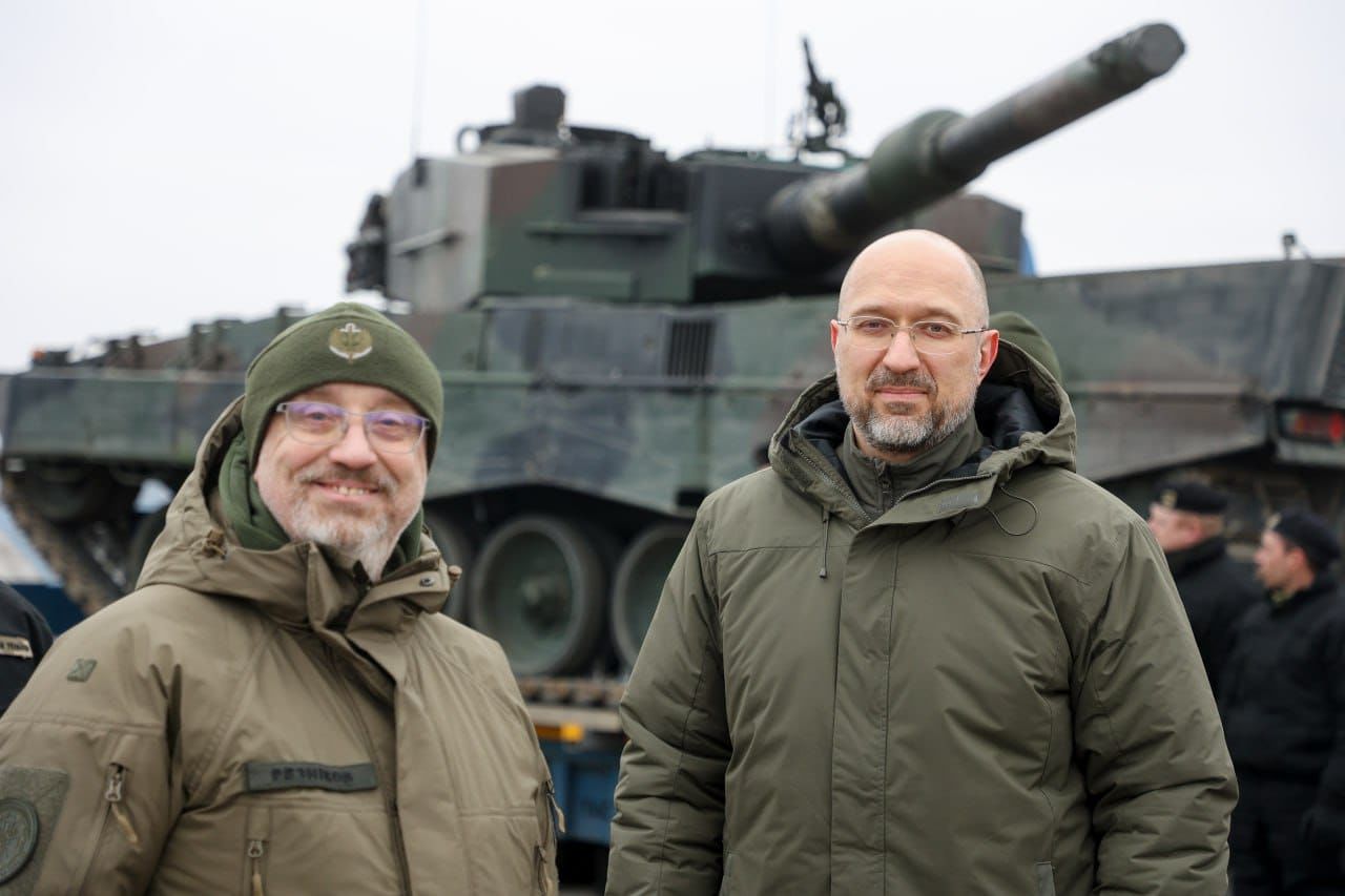 Резников потроллил пропагандистов РФ, получив от Польши первые танки Leopard 2 A4
