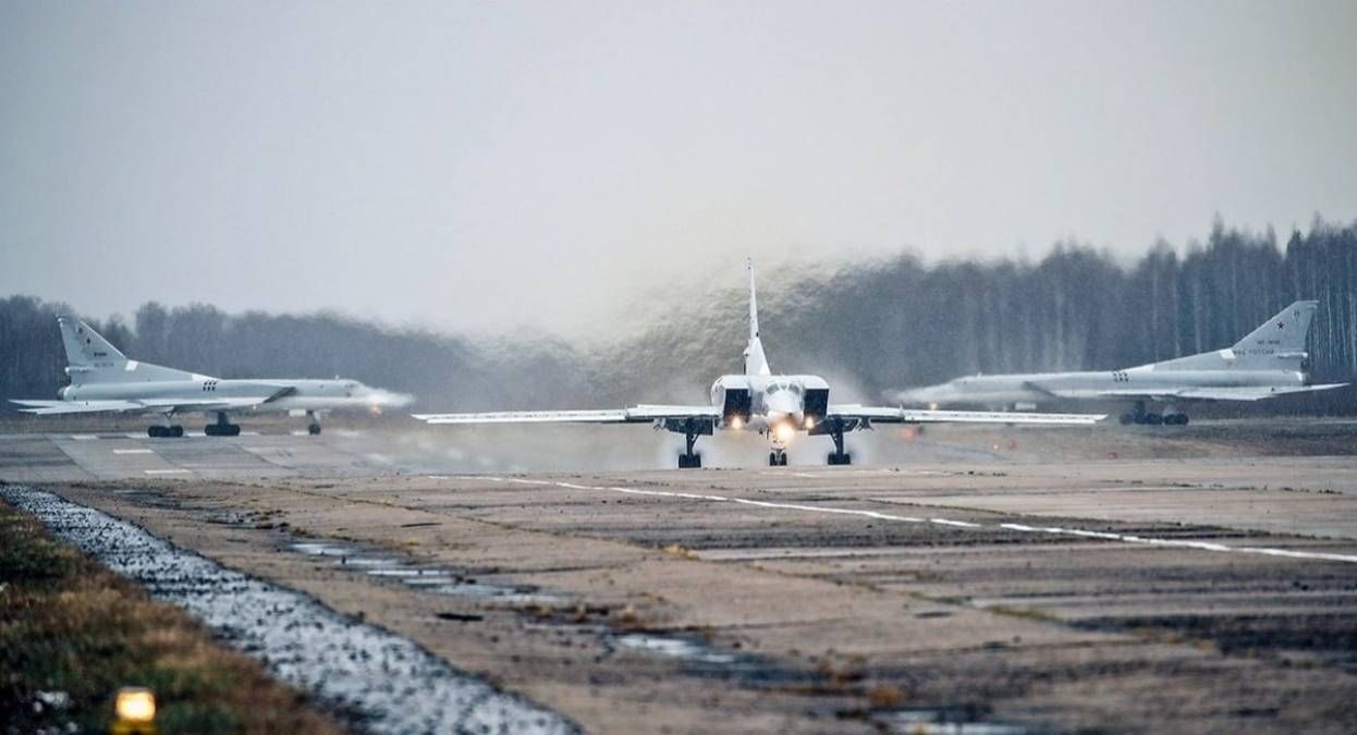 Військові аеродроми Шайковка та Кубинка під ударами дронів: Z-канали та Мережа озвучили деталі