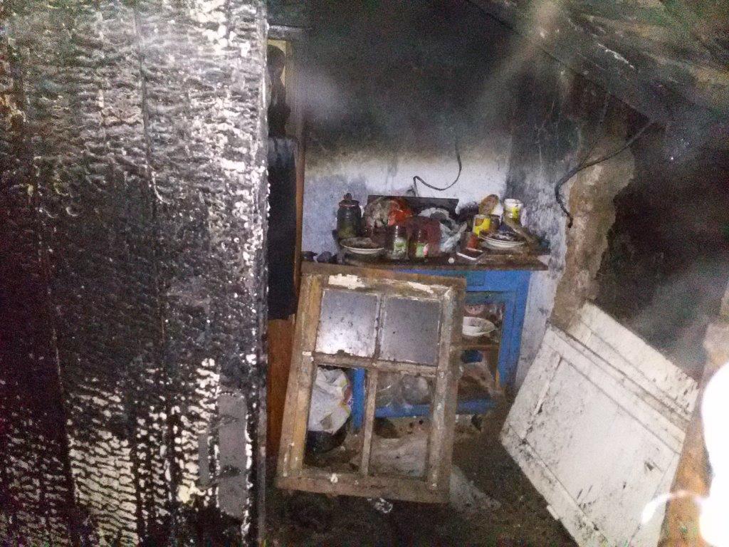 В результате пожара в Мариуполе погибли два человека
