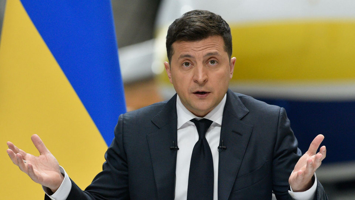 ​Больше 50% украинцев против, чтобы Зеленский шел на второй президентский срок: рейтинг от "Социс"