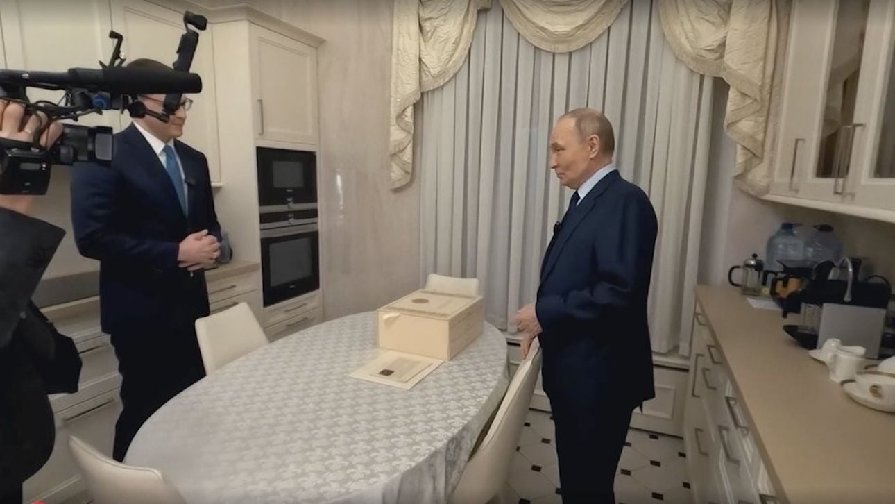 Стало известно, где располагается квартира Путина в Кремле, которую он скрывал от камер