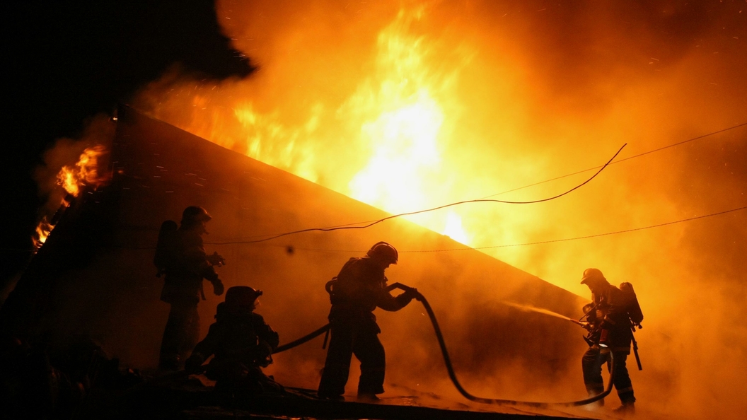 Гигантский пожар в торговом центре "Синдика" в Подмосковье: стала известна причина возгорания