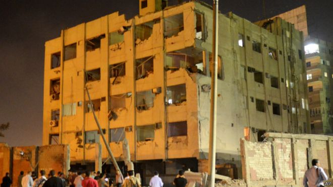 ​В столице Египта у силового ведомства прогремел взрыв. 22 человека ранены