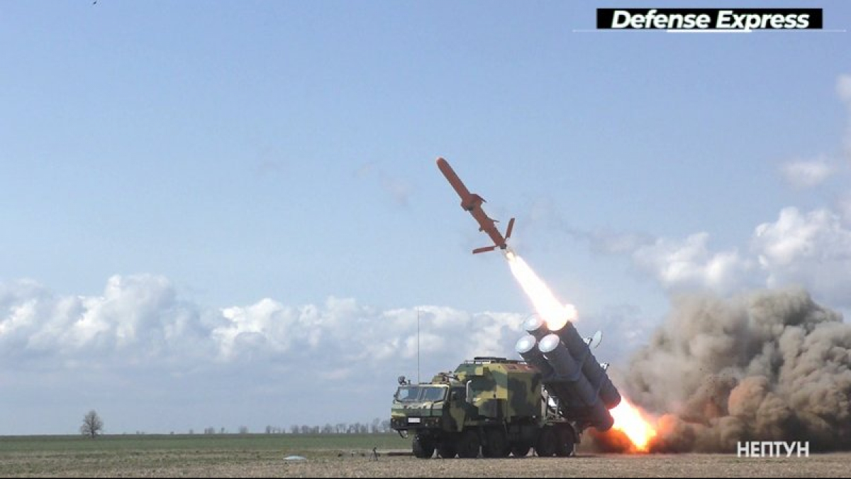 Российский эксперт Сивков об украинской крылатой ракете Р-360: "Угроза территории РФ, придется принимать меры"