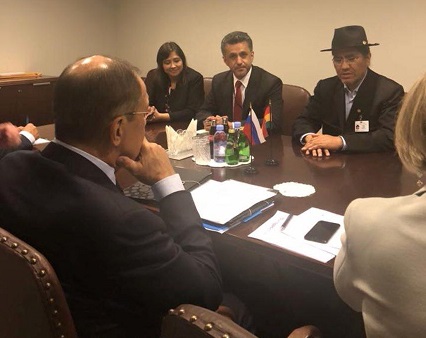Соцсети: Глава МИД Боливии "жестко унизил" Лаврова на встрече - эксперты указали на интересную деталь