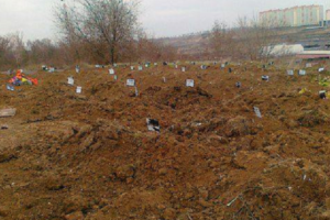 На кладбищах Донбасса растет количество могил сторонников "Новороссии" - руководство боевиков врет о количестве погибших