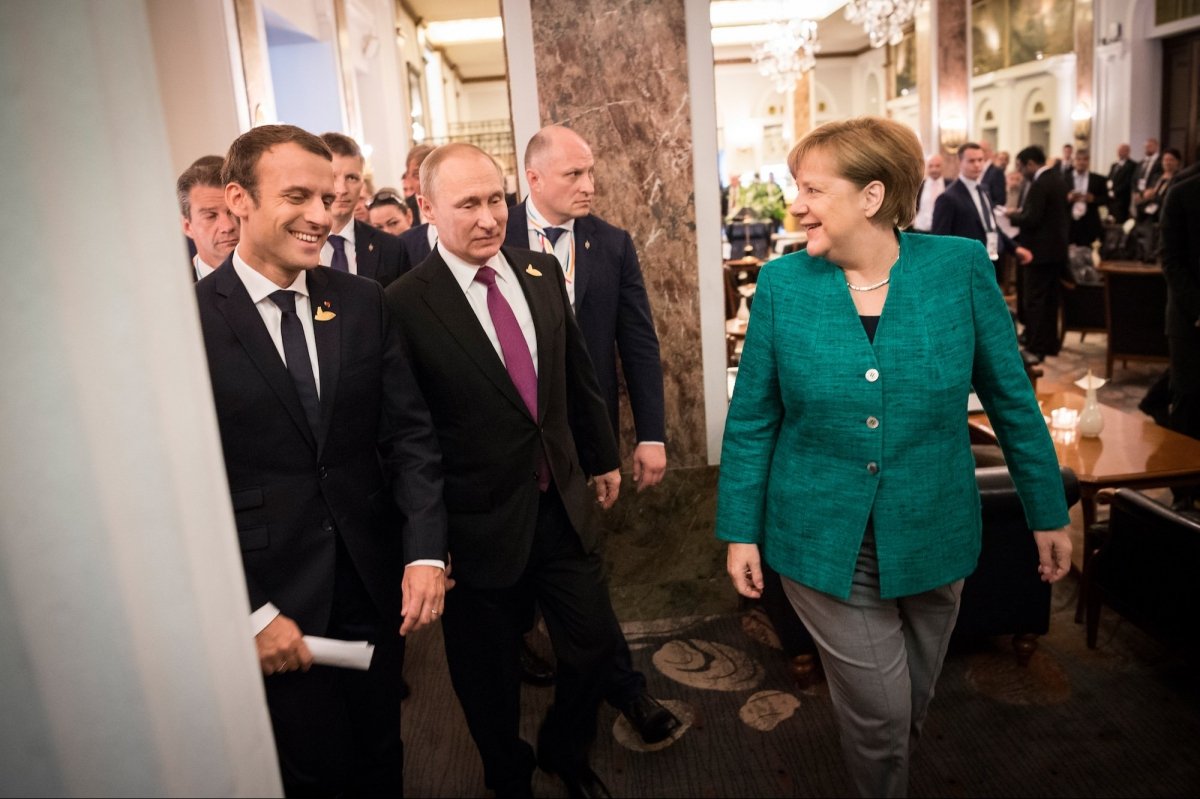 Путина не пригласили: стало известно, о чем сегодня будут говорить Порошенко, Меркель и Макрон