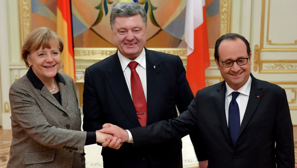 Порошенко, Олланд и Меркель запланировали новые переговоры по Донбассу