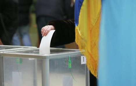 Выборы в Кривом Роге снова под угрозой: наблюдатели фиксируют массовые факты подкупа избирателей