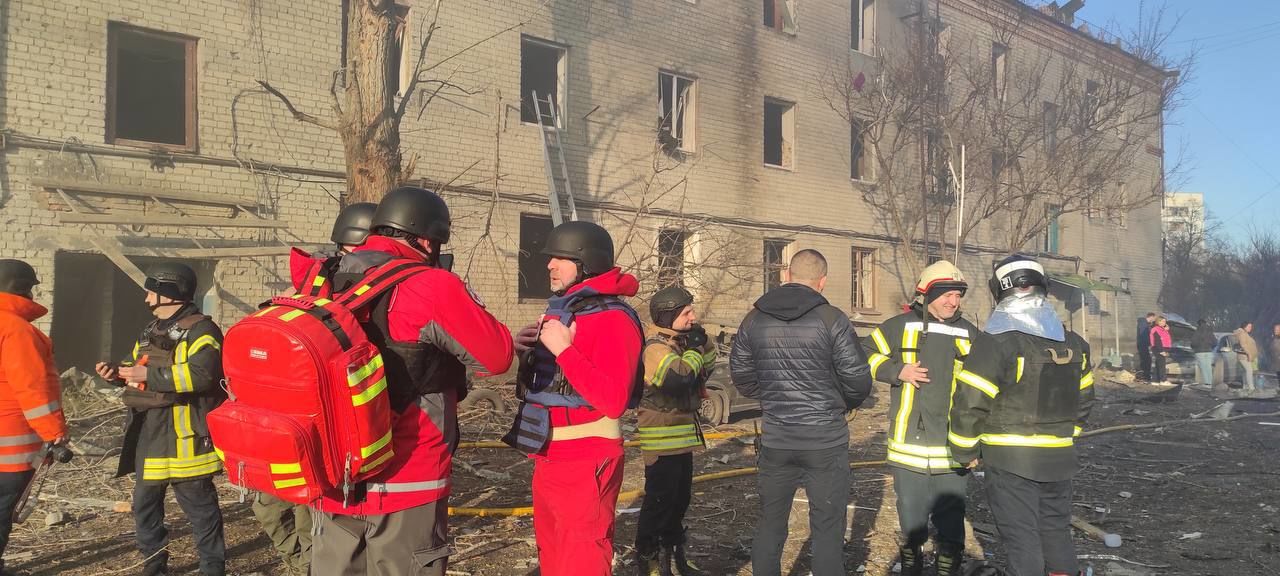 Удар ВС РФ по Харькову 7 марта: появились кадры разрушений и данные о пострадавших