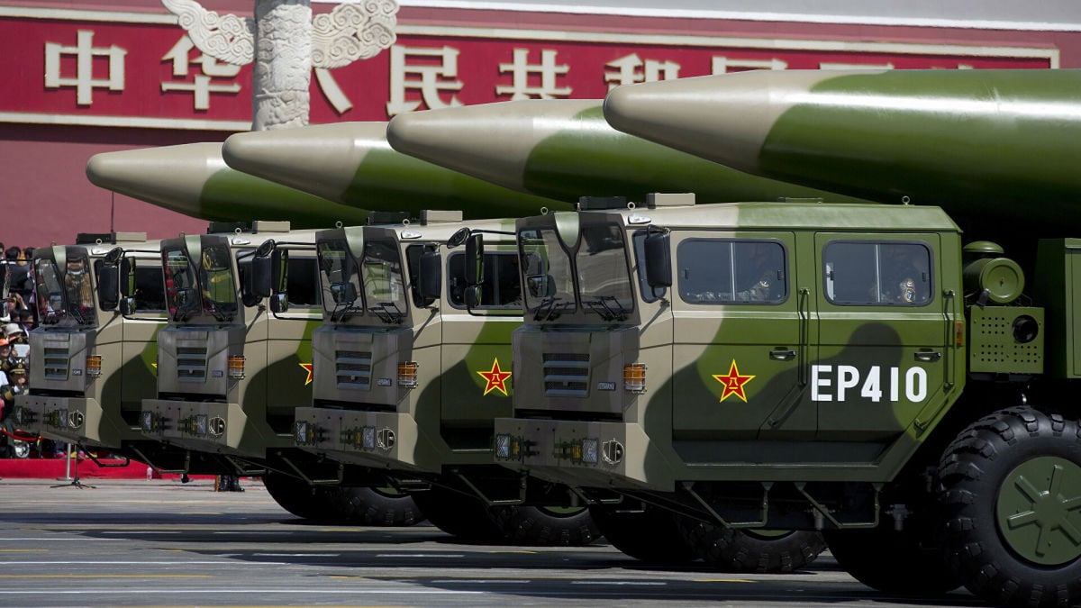 Генерал Хайтен предупредил о риске неожиданного ядерного удара Китая по США 