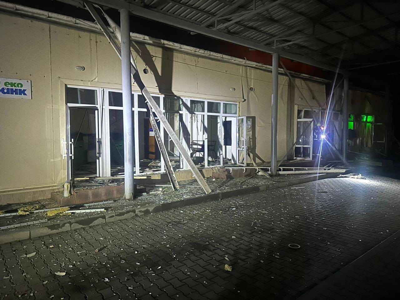 Российские дроны атаковали пункт пропуска на границе с Румынией: какие последствия