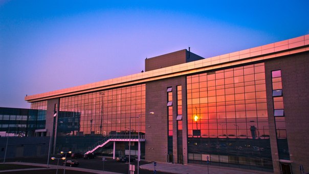 ​Неспокойный Донецк: в городе не прекращаются бои за аэропорт