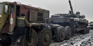 ДНР: сегодня отвели от линии фронта гаубицы в районе Макеевки и Иловайска