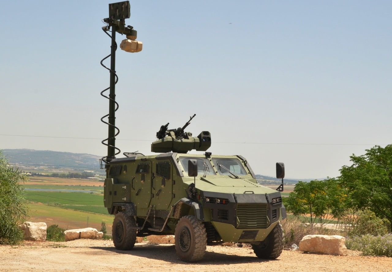 В Украине впервые "засветили" израильский бронеавтомобиль GAIA Amir 