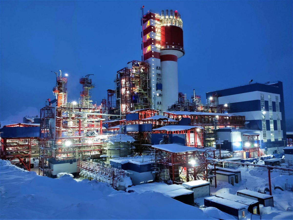 1600 км не помеха: БпЛА разбомбили военный химзавод "Метафракс" под Пермью