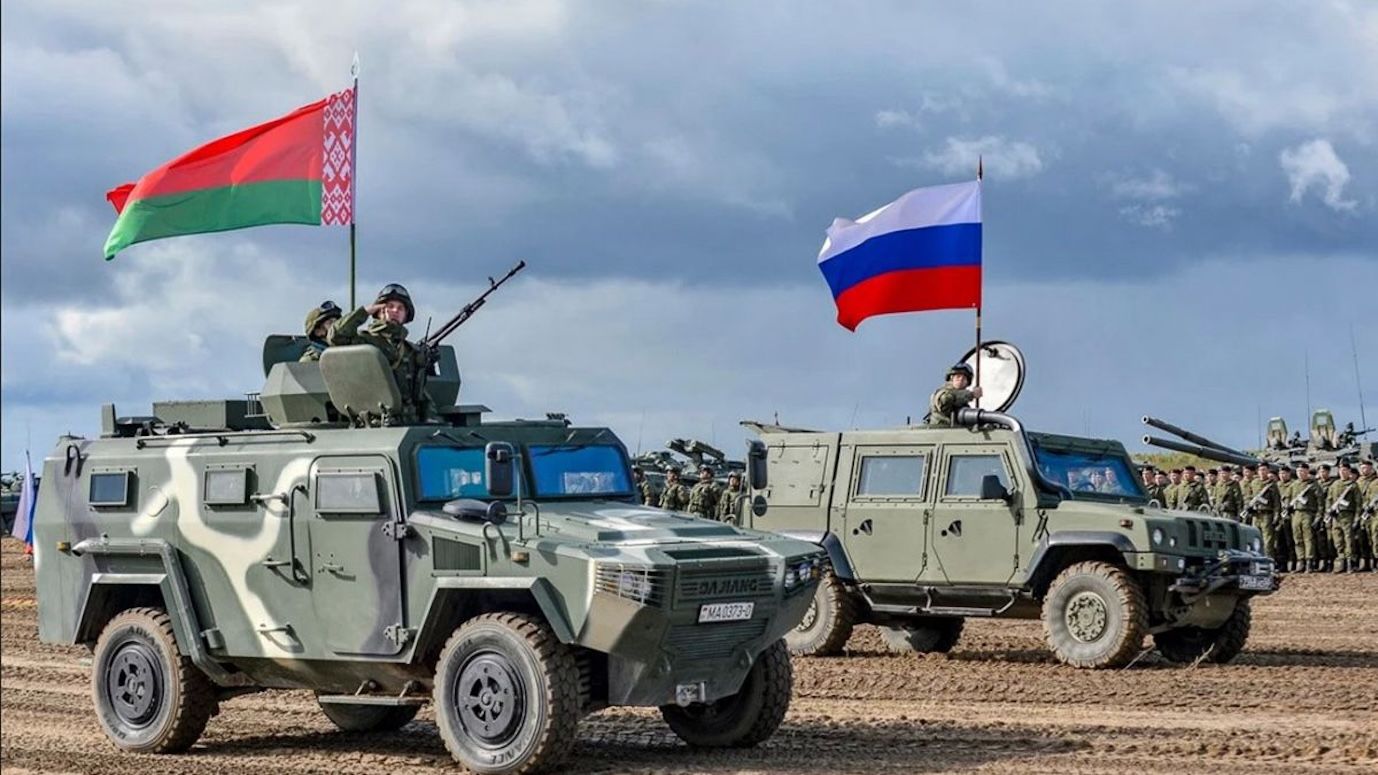 РФ и Беларусь отработают применение ядерного оружия и "Орешника" во время совместных учений