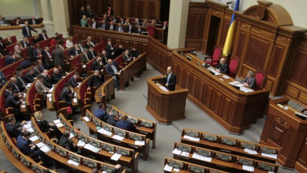 ​Коалиция в Верховной Раде распалась – Украину ожидает очередная перезагрузка парламента?
