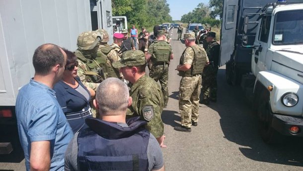Боевики ДНР передали Украине новую партию заключенных