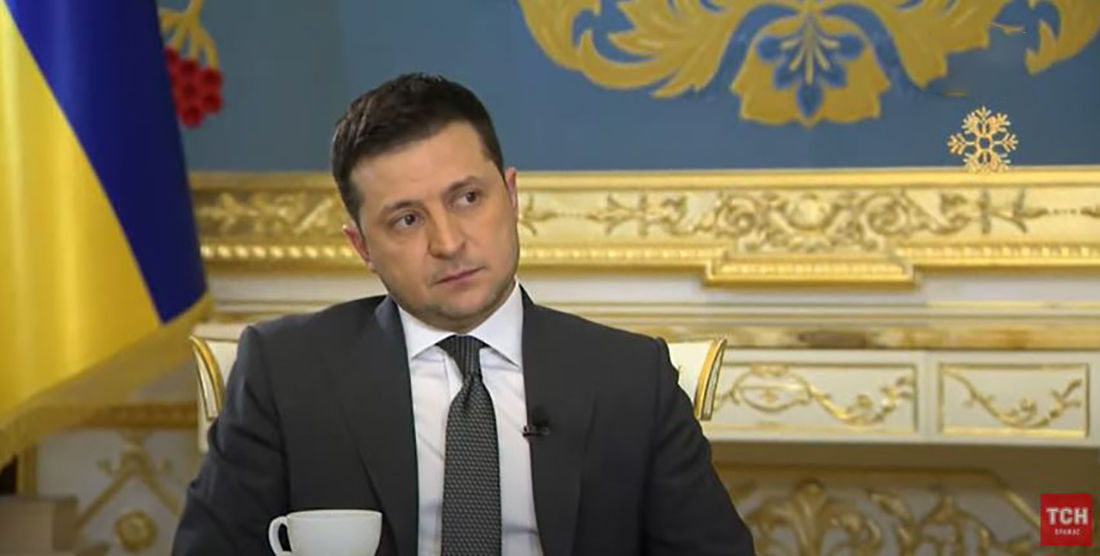 Зеленський заговорив про можливий референдум щодо Донбасу та Криму: "Точно радитимуся"