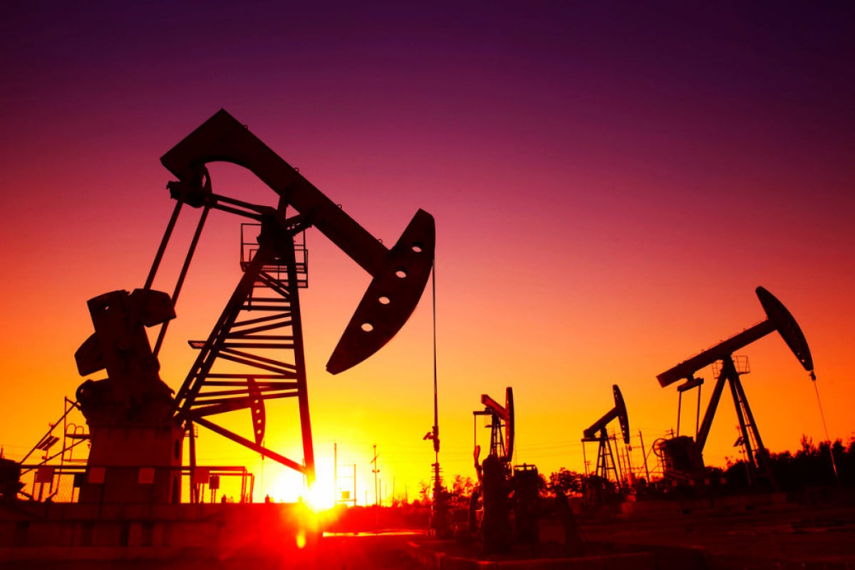 Цены на нефть 18 марта: стоимость "черного золота" падает до критической отметки, детали