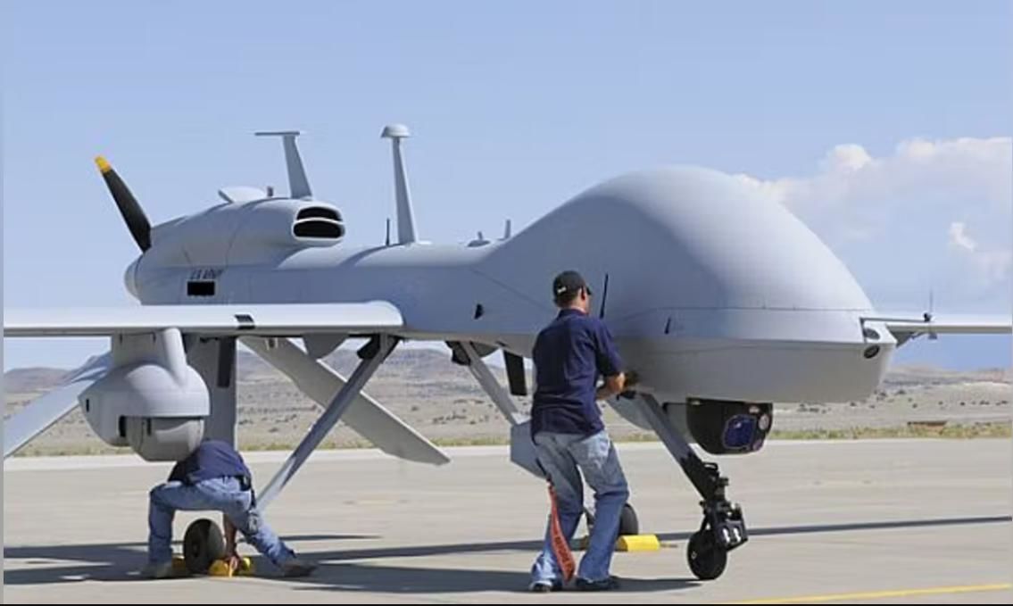 Украина ведет переговоры о поставках из США тяжелых ударных дронов Gray Eagle – Politico