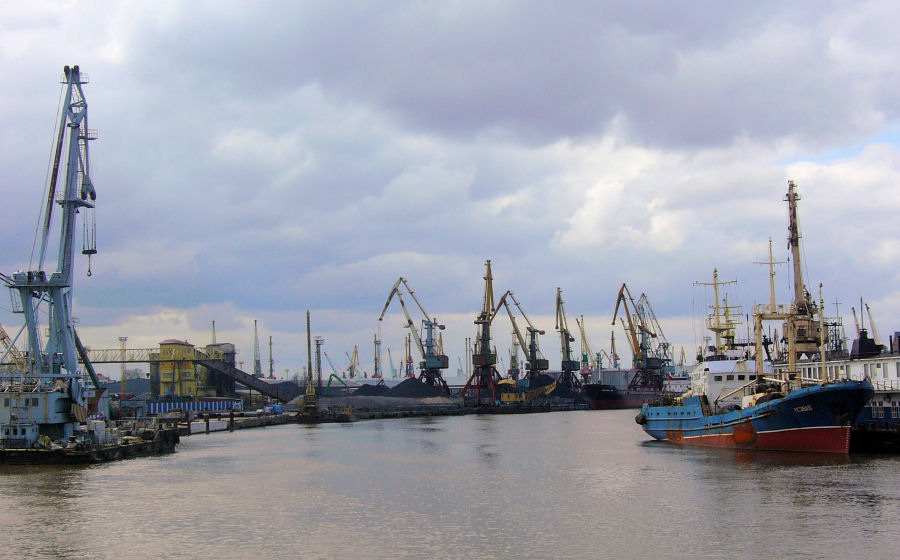 Российский олигарх за бесценок будет арендовать у Украины порт 