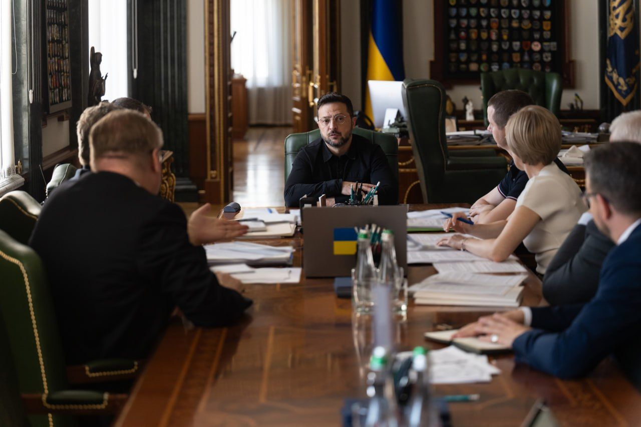 Украина открывает архивы Волыни: Зеленский провел совещание по отношениям с Польшей