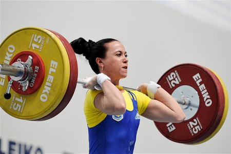 На Чемпионате Европы по тяжелой атлетике украинка Юлия Паратова завоевала «золото»