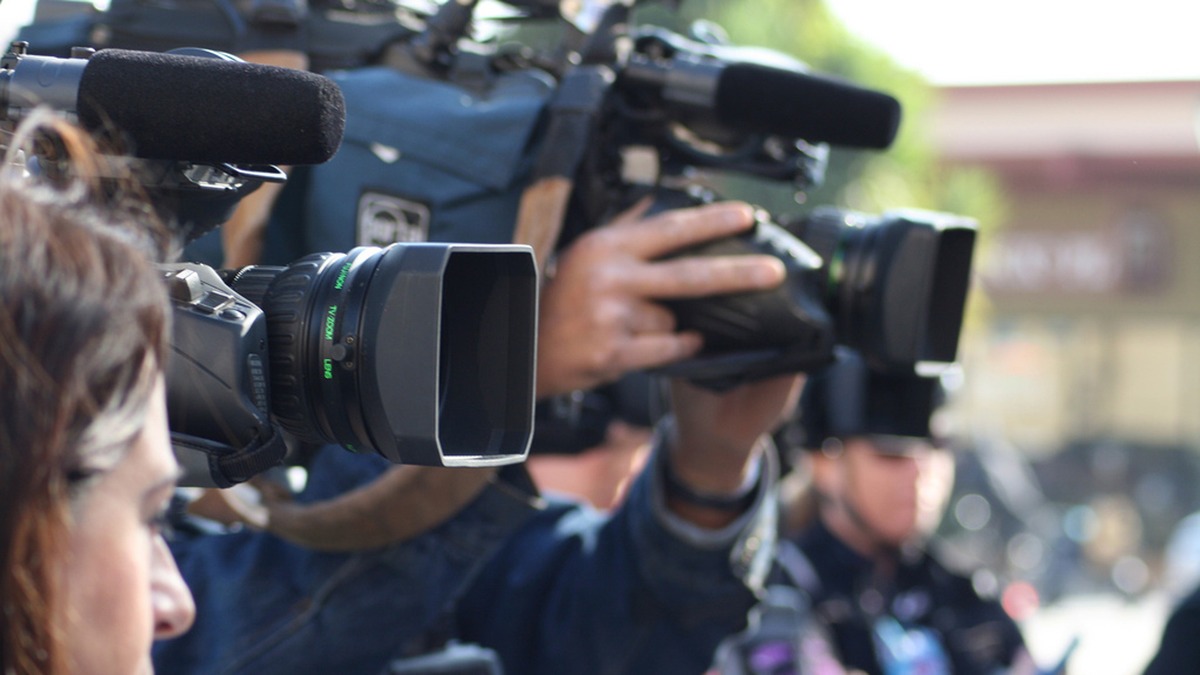 Герои или предатели? Журналисты требуют удаления на сайте “Миротворец” контактов  работников прессы с аккредитацией “ДНР”