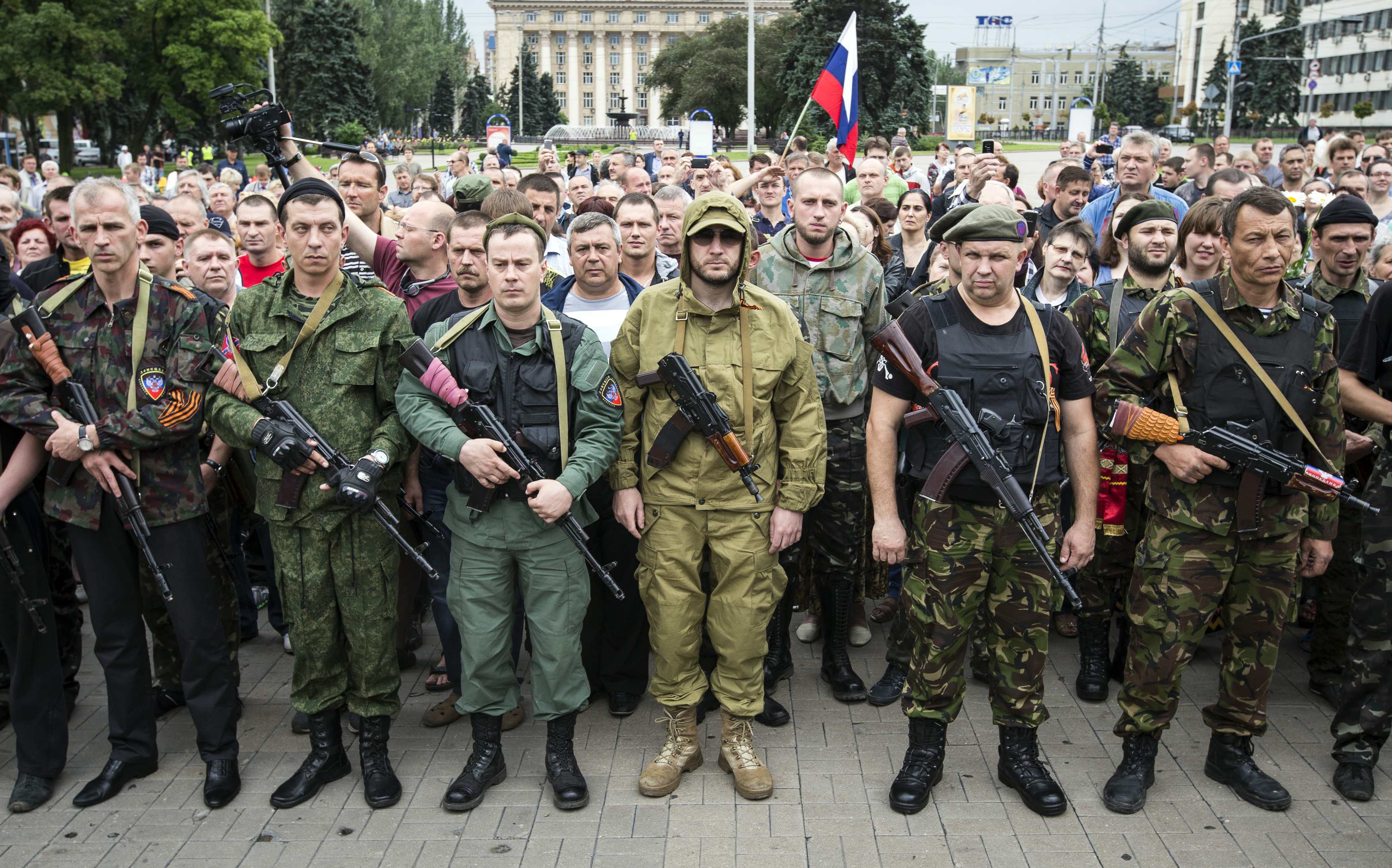 Перешел на сторону украинцев. Луганские ополченцы. Ополченцы Донбасса. Ополченцы Новороссии 2014. Российские добровольцы на Донбассе 2022.