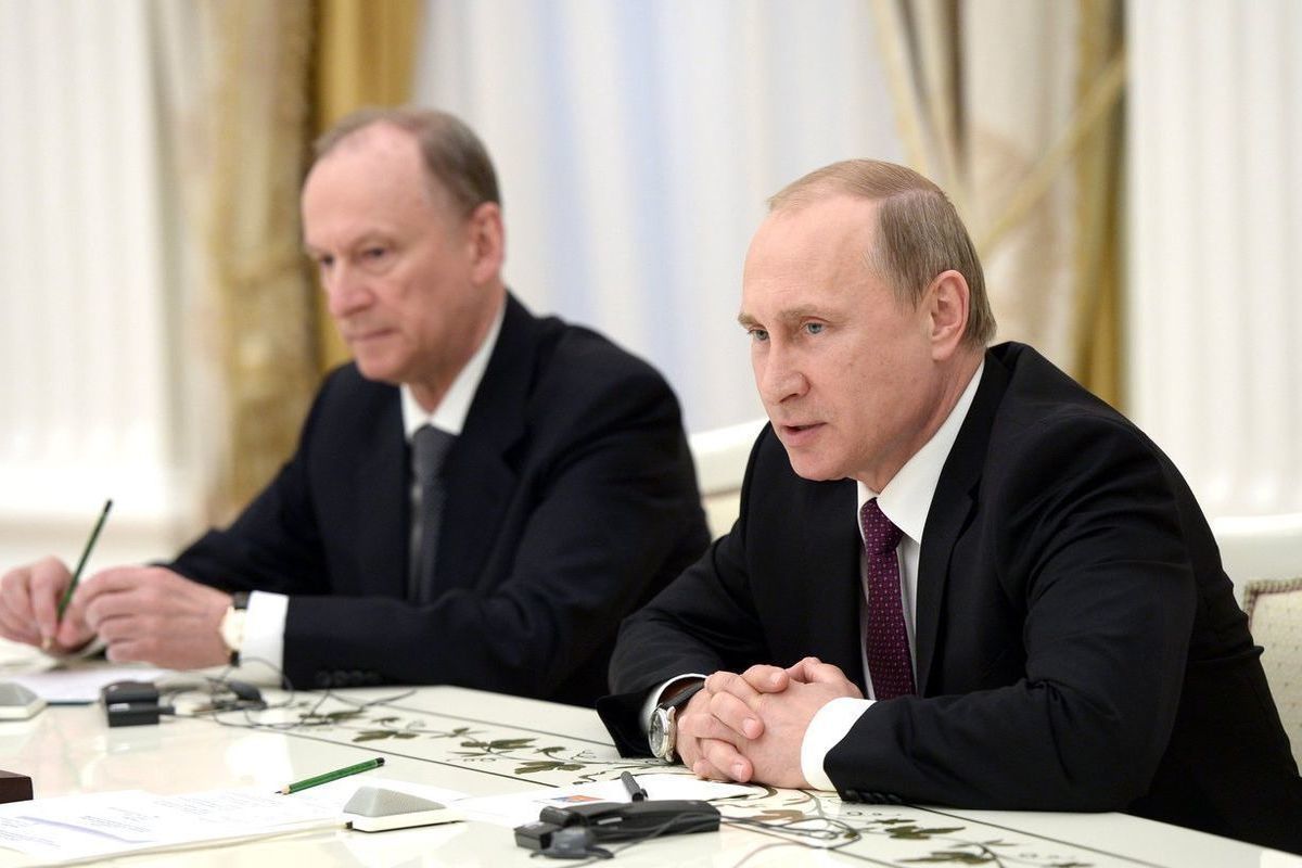 The Battle in the Kremlin: Will Putin Announce Presidential Elections?