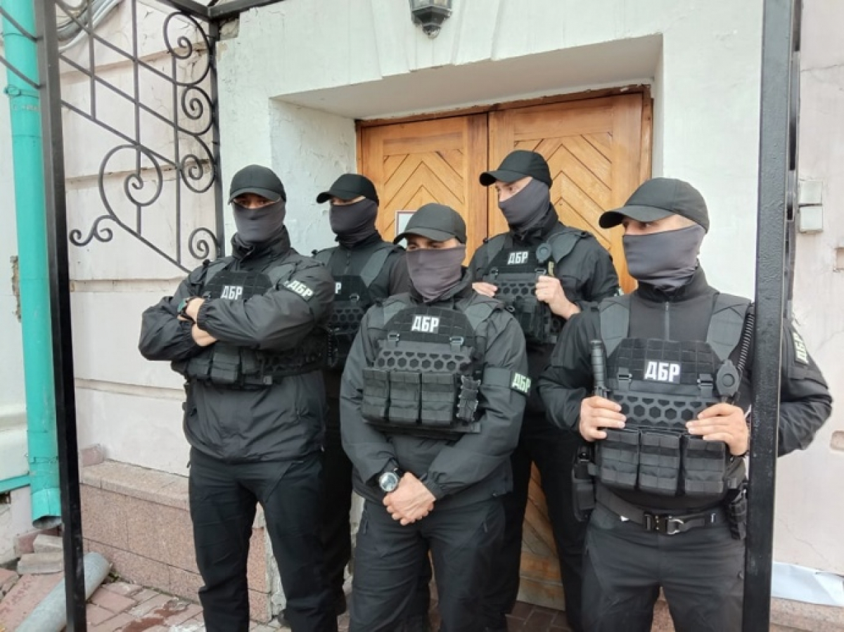 ГБР арестовало коллекцию картин Порошенко в музее Гончара в Киеве - заявление
