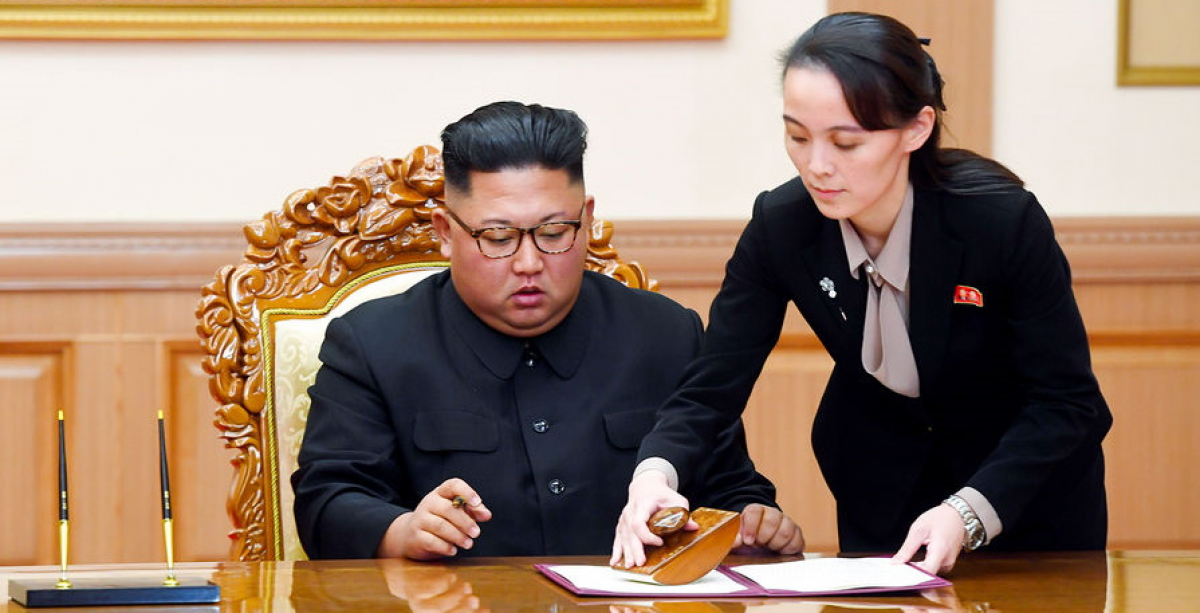 Ким Чен Ын впал в кому: часть его полномочий возложено на сестру Ким Йо Чжон